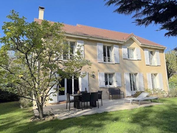 Maison individuelle Le Plessis-Trévise 180 m²