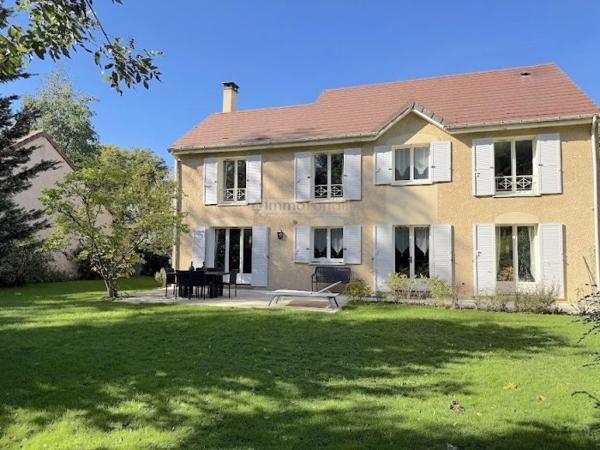 Maison individuelle Le Plessis-Trévise 180 m²