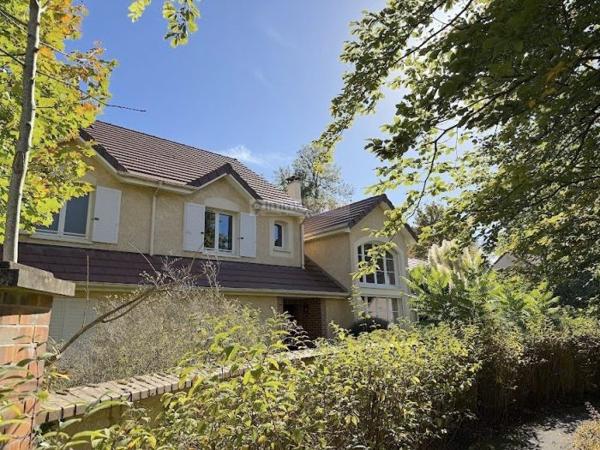 Maison individuelle Le Plessis-Trévise 180 m²