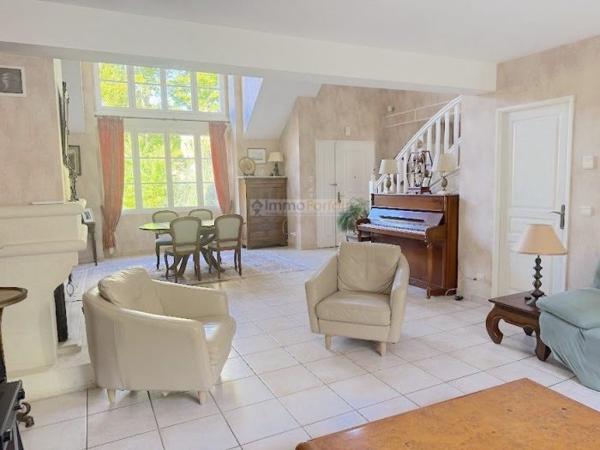 Maison individuelle Le Plessis-Trévise 180 m²