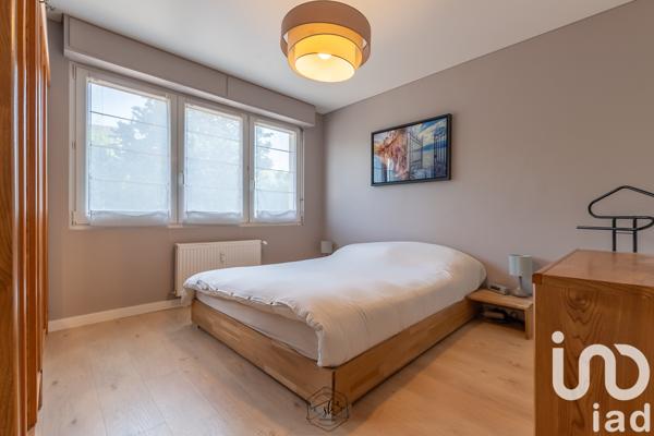 Appartement à vendre 4 pièces 102 m² Saint-Julien-lès-Metz