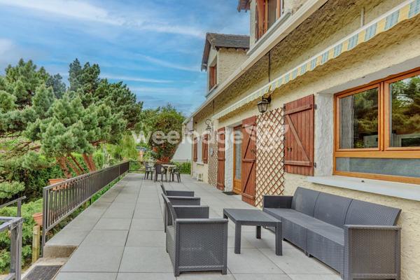 Maison à vendre 10 pièces de 259,84 m² à Andrésy Autres biens correspondant à votre recherche Autres biens de l'agent