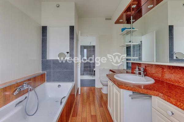 Maison à vendre 10 pièces de 259,84 m² à Andrésy Autres biens correspondant à votre recherche Autres biens de l'agent