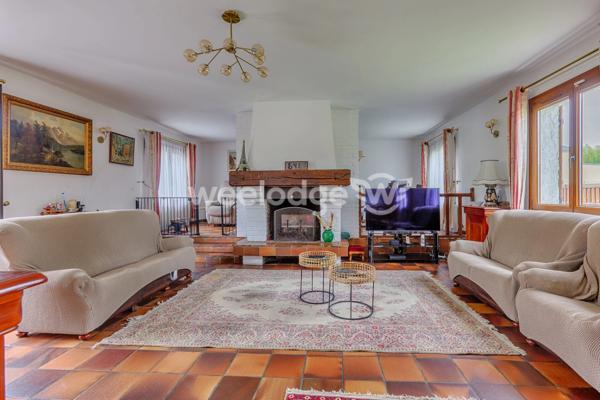 Maison à vendre 10 pièces de 259,84 m² à Andrésy Autres biens correspondant à votre recherche Autres biens de l'agent