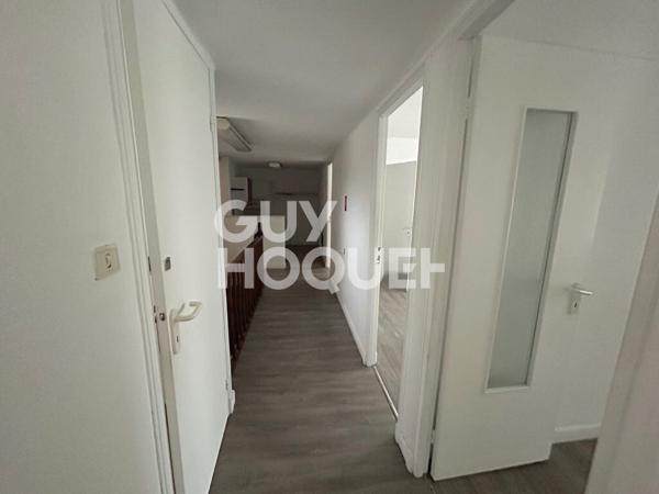 LOCAL COMMERCIAL DE 300 M² EN CENTRE-VILLE ! !!