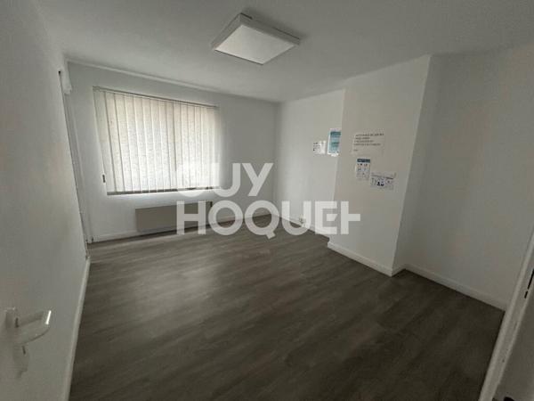 LOCAL COMMERCIAL DE 300 M² EN CENTRE-VILLE ! !!