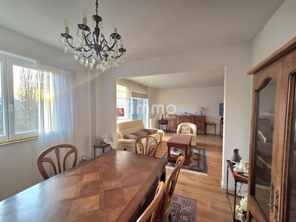 Appartement 94 m² avec balcon, ascenseur, garage et cave