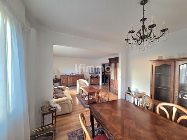 Appartement 94 m² avec balcon, ascenseur, garage et cave
