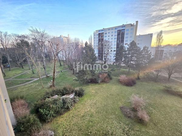 Appartement 94 m² avec balcon, ascenseur, garage et cave