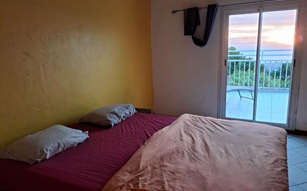 Maison à vendre    6 pièces •  Saint-Paul