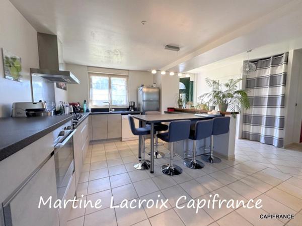 Dpt SARTHE (72), à vendre LA FERTÉ-BERNARD - PROPRIÉTÉ P7 de 148 m² - Terrain de 3000M²