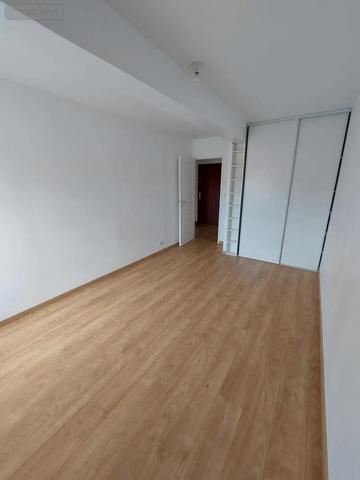 Location - Appartement Reims 51100 3 pièces 63 m 2