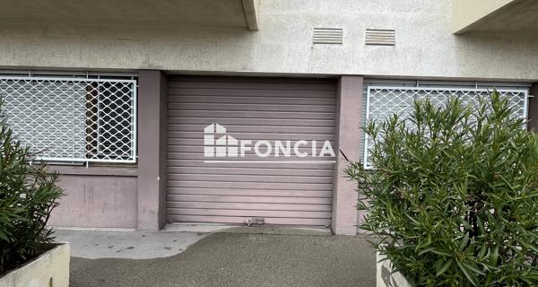 À vendre Local commercial 105 m² - Marseille 13013