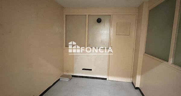 À vendre Local commercial 105 m² - Marseille 13013