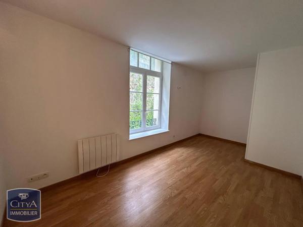 Appartement à louer 2 pièces 32.9m² Sedan (08200)