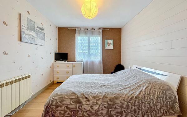 Maison à vendre    7 pièces •  Sainte-Féréole