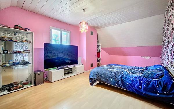 Maison à vendre    7 pièces •  Sainte-Féréole