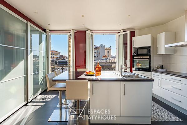 Duplex en dernier étage avec vue sur le beffroi de la mairie