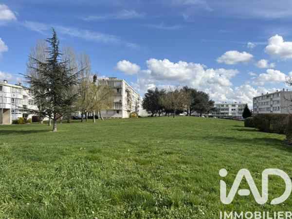 Appartement à vendre 2 pièces 52,24 m² Saint-Michel-sur-Orge