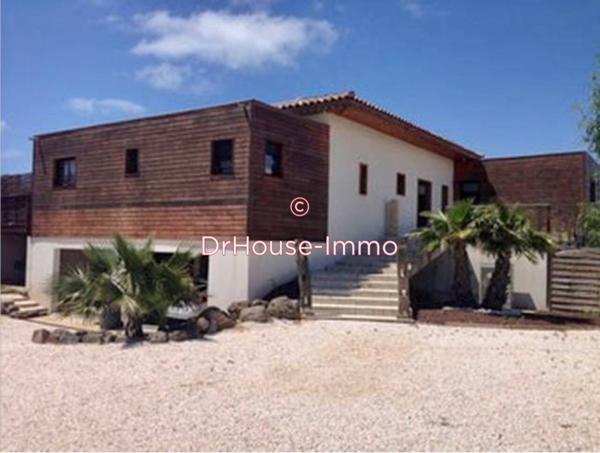 Maison à vendre 7 pièces de 230 m²