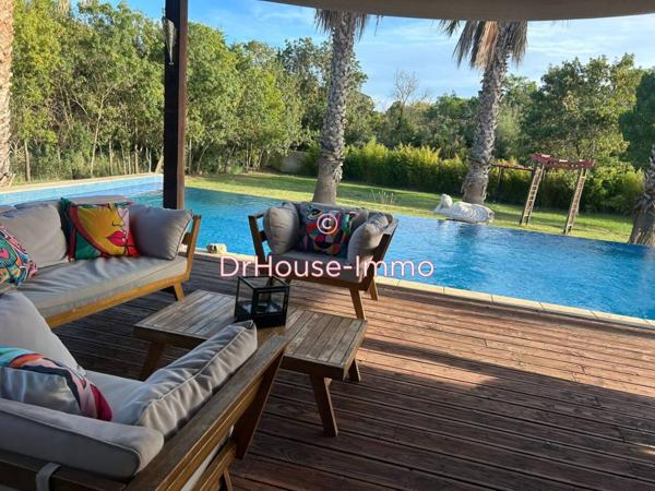 Maison à vendre 7 pièces de 230 m²