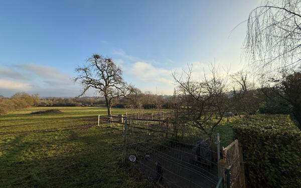 Maison à vendre    8 pièces •  Villebadin