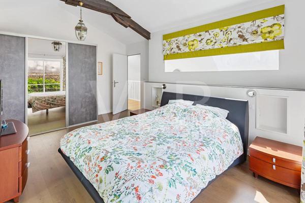 Maison - Maison de ville  6 pièce(s) 183 m2 - Nantes 44000