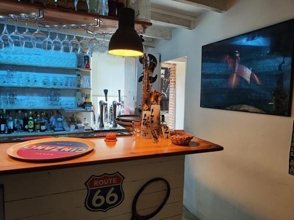 Maison Eguzon Chantome 11 pièce(s) 315 m2