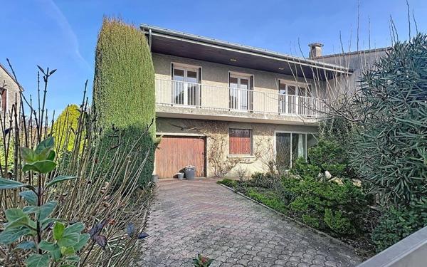 Maison à vendre    6 pièces •  Bourg-lès-Valence