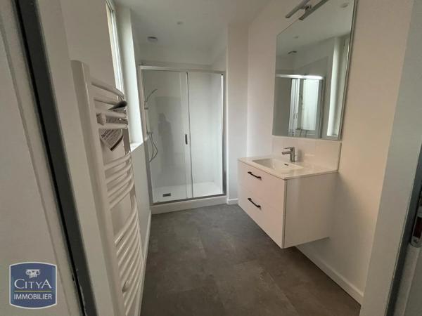 Appartement à louer 2 pièces 49.59m² Le Havre (76600)