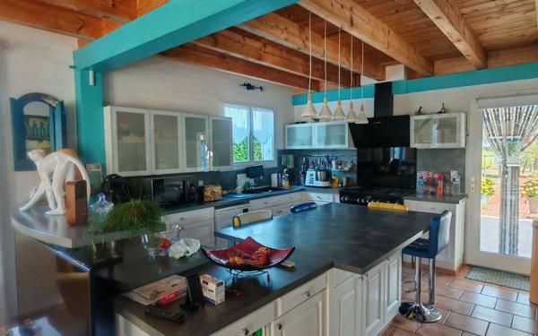 Maison à vendre    4 pièces •  Brizambourg