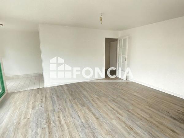 Location Appartement 2 pièces 49.54 m² - 11B RUE DU COSQUER Quimper 29000