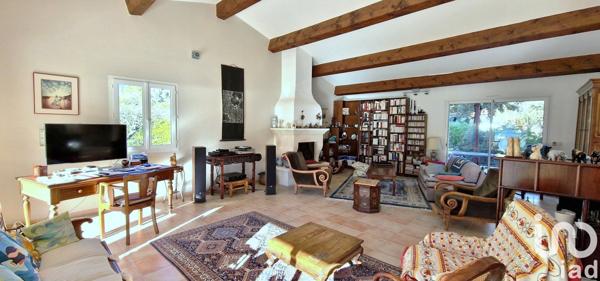 Maison à vendre 6 pièces 203 m² Le Beausset