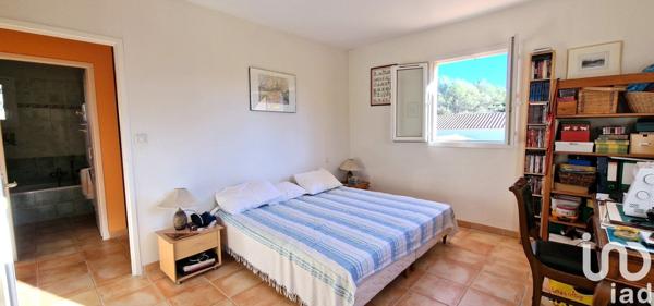 Maison à vendre 6 pièces 203 m² Le Beausset