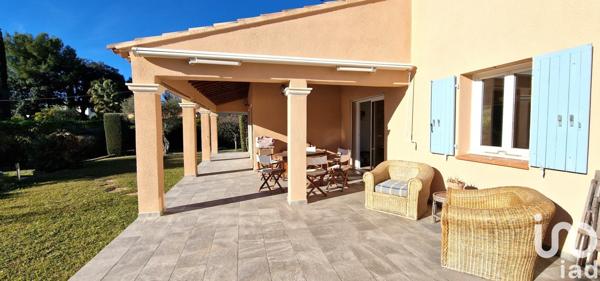 Maison à vendre 6 pièces 203 m² Le Beausset