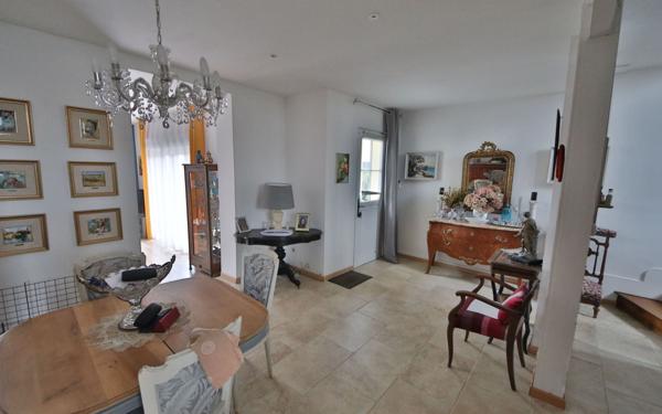 Maison à vendre    4 pièces •  Étampes-sur-Marne