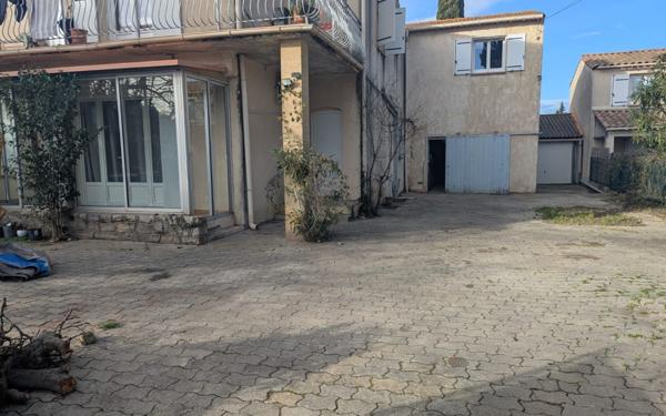 Appartement à louer    4 pièces •  Meynes