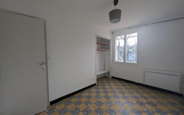 Appartement à louer    4 pièces •  Meynes