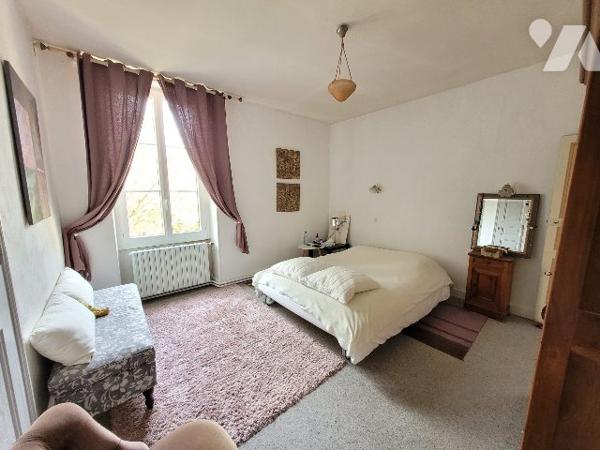 ANCIENNE ECOLE DE VILLAGE RENOVEE