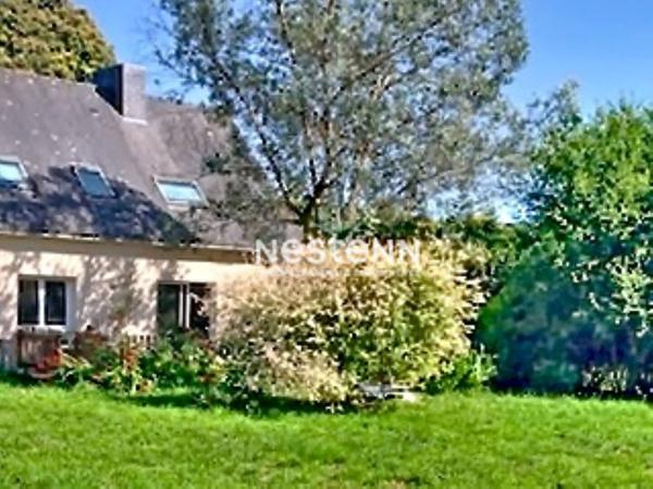 Maison contemporaine à vendre à Guilligomarc'h - 5 chambres, 147m²