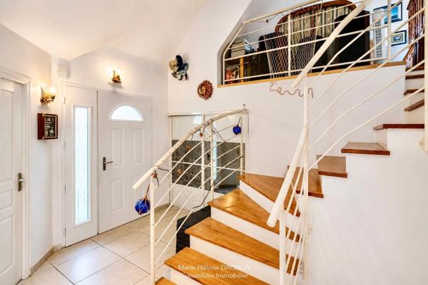 Maison à vendre 8 pièces  (56)