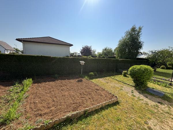 Châtillon-sur-Seine 21400 Côte-d'Or, Pavillon de 85 m2 avec garage et terrain clos. Châtillon-sur-Seine (21400)