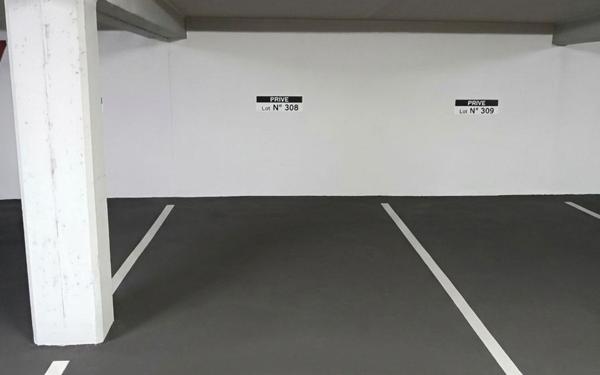 Stationnement à vendre