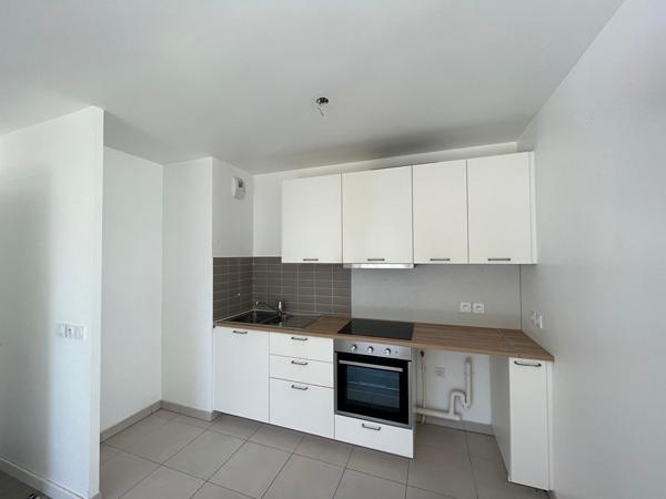 Appartement Cergy 3 pièces 57.73 m2 + Parking