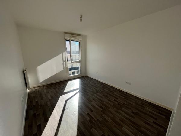 Appartement Cergy 3 pièces 57.73 m2 + Parking