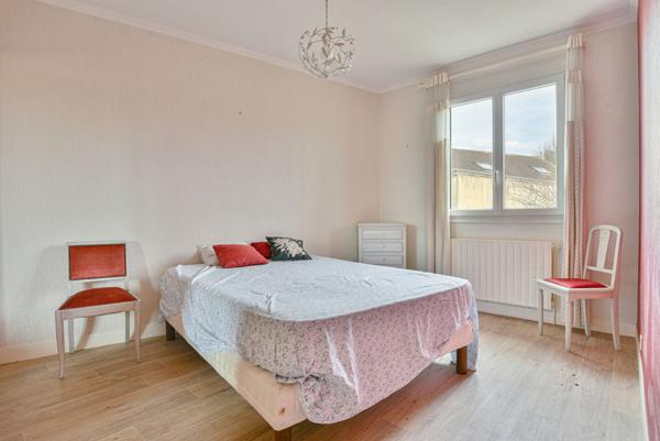 Maison 5 pièces - 133 m² Exclusivité efficity