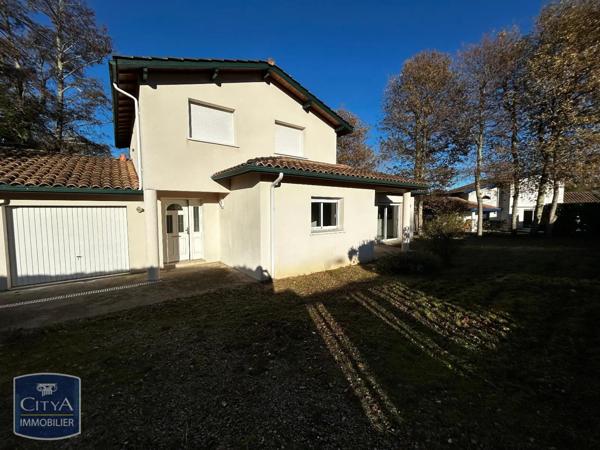 Maison à louer 6 pièces 135.41m²