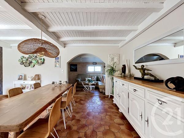 Maison à vendre  4 pièces - 136,13 m 2   GUJAN MESTRAS  - 33