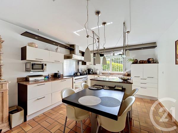 Maison à vendre  4 pièces - 136,13 m 2   GUJAN MESTRAS  - 33
