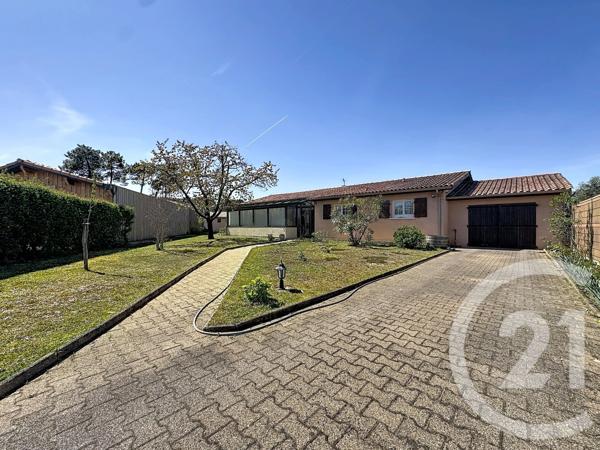Maison à vendre  4 pièces - 136,13 m 2   GUJAN MESTRAS  - 33